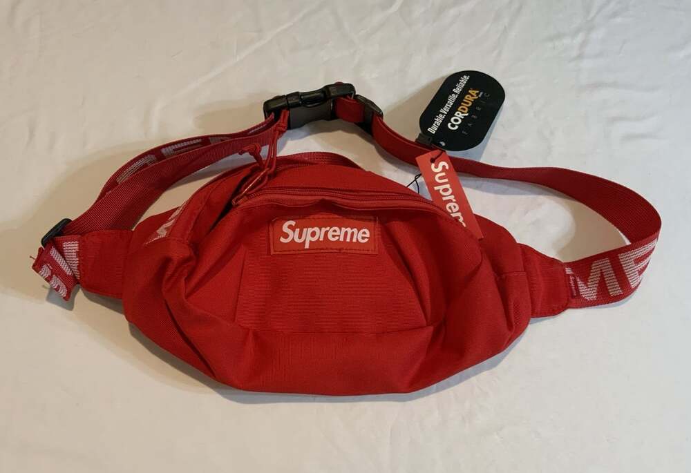 Supreme  SS18 Red Belt Bag & Fanny Pack Adjustable Strap NWT